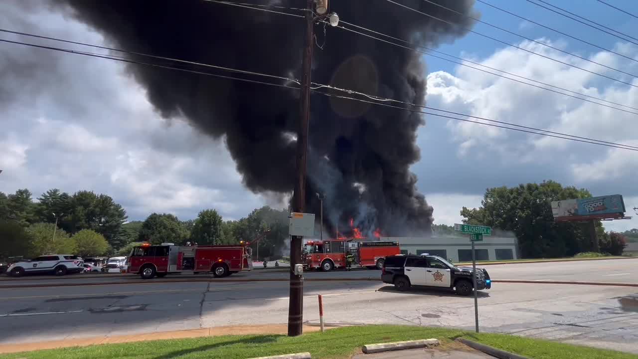 Large fire at Spartanburg Martial Arts in Spartanburg Co. – WSPA 7NEWS