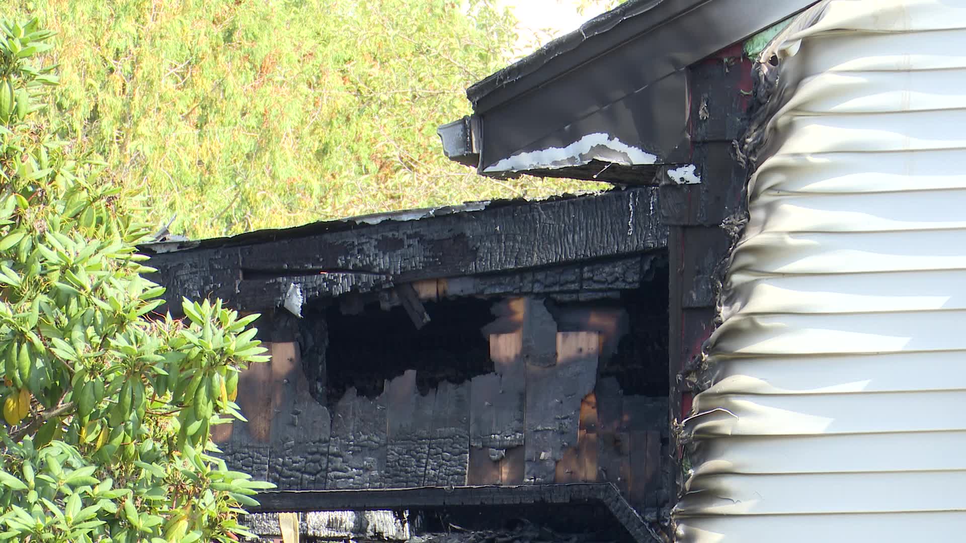 12 News Now: House fire in New Bedford under investigation – WPRI.com